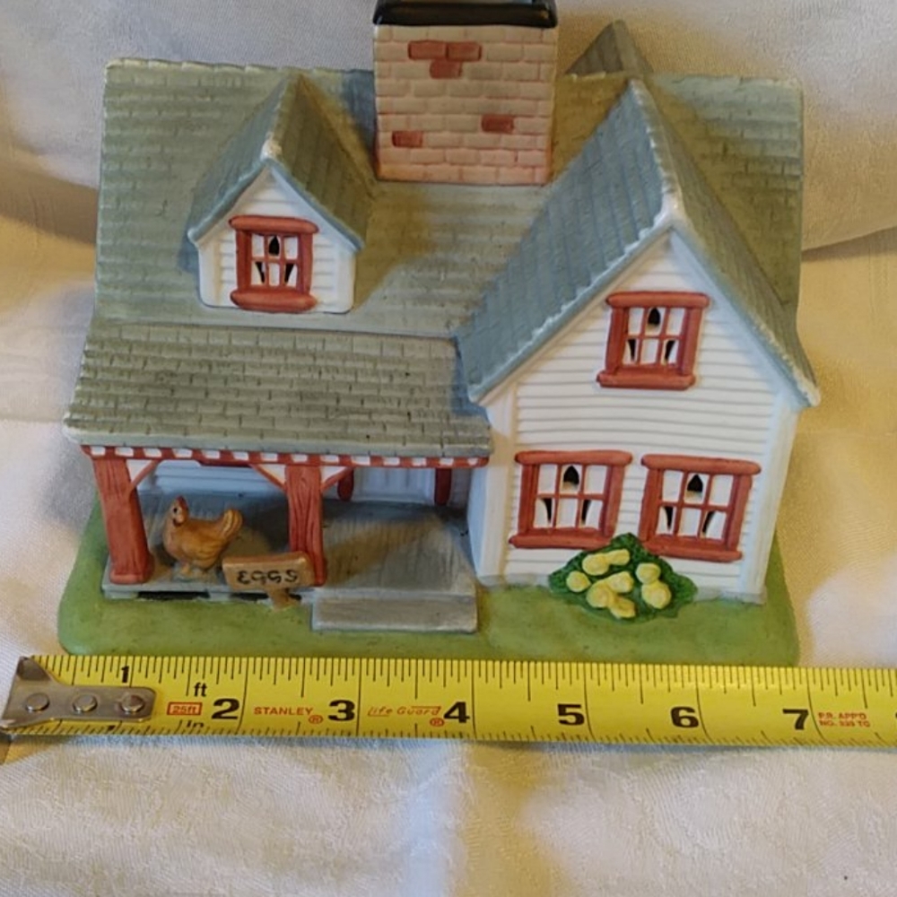 Partylite tea light house